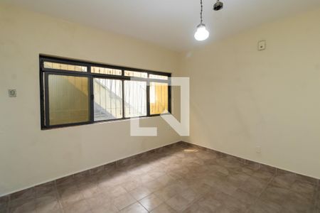 Casa para alugar com 3 quartos, 140m² em Vila Paulistania, São Paulo