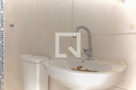 Banheiro - Torneira de apartamento para alugar com 1 quarto, 35m² em Jardim Wanda, Taboão da Serra