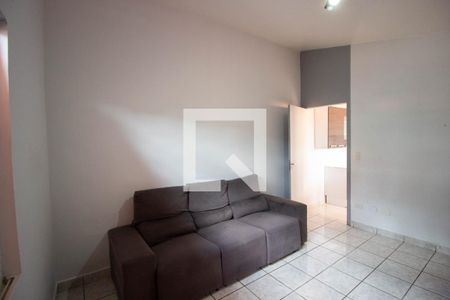 Sala de casa para alugar com 2 quartos, 80m² em Itaquera, São Paulo