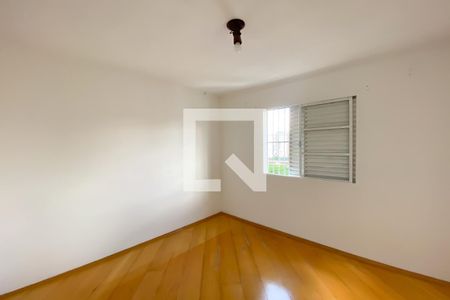 Quarto 2 de apartamento para alugar com 2 quartos, 47m² em Conceicao, Osasco