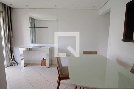 Sala de apartamento para alugar com 2 quartos, 50m² em Jardim Ampliação, São Paulo