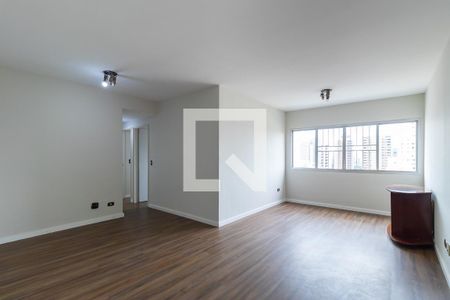 Sala de apartamento para alugar com 3 quartos, 83m² em Centro, Campinas