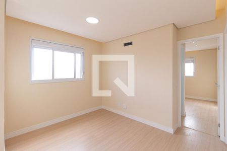 Sala de apartamento para alugar com 2 quartos, 66m² em Jardim das Belezas, Carapicuíba