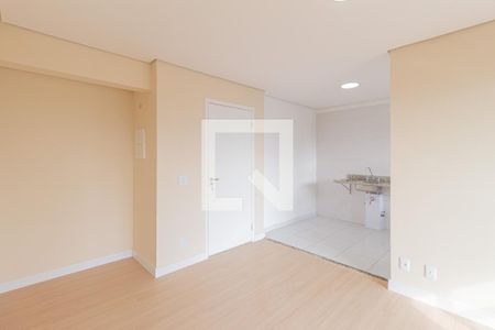 Sala de apartamento para alugar com 2 quartos, 66m² em Jardim das Belezas, Carapicuíba