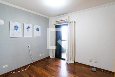 Suite de apartamento à venda com 3 quartos, 140m² em Chácara Inglesa, São Paulo