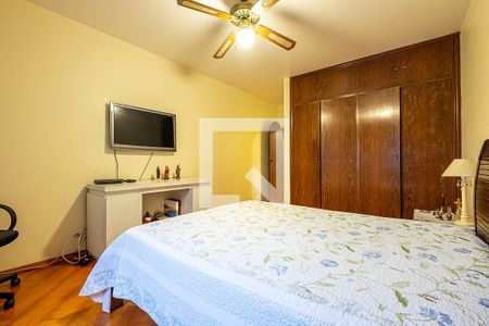 Casa à venda com 420m², 4 quartos e 4 vagas Casa à venda com 420m², 4 quartos e 4 vagasSuíte 3