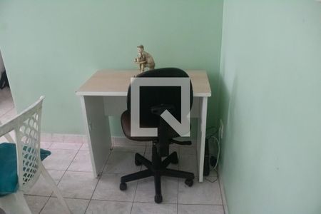 Sala de apartamento para alugar com 2 quartos, 100m² em Guilhermina, Praia Grande