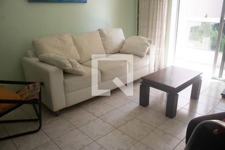 Sala de apartamento para alugar com 2 quartos, 100m² em Guilhermina, Praia Grande