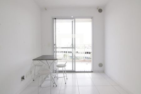 Sala de apartamento para alugar com 1 quarto, 34m² em Jardim Santa Teresinha, São Paulo