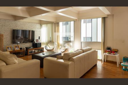 Sala de apartamento à venda com 6 quartos, 337m² em Higienópolis, São Paulo