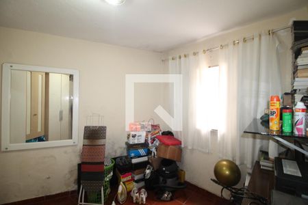 Quarto 2   de casa à venda com 2 quartos, 180m² em Jardim Veronia, São Paulo