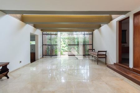 Sala de casa à venda com 3 quartos, 350m² em Vila Ida, São Paulo