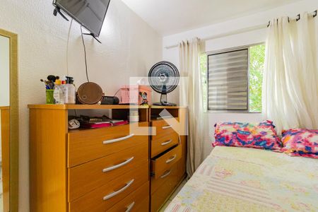 Quarto 1 de apartamento à venda com 2 quartos, 50m² em Parque Pinheiros, Taboão da Serra