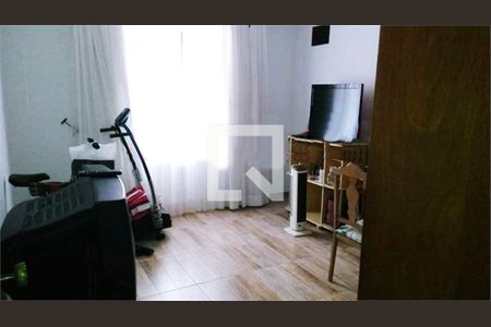 Casa à venda com 3 quartos, 230m² em Vila Mazzei, São Paulo