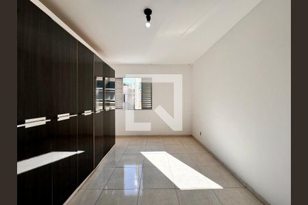 Quarto 1 de apartamento para alugar com 2 quartos, 76m² em Baeta Neves, Santo André