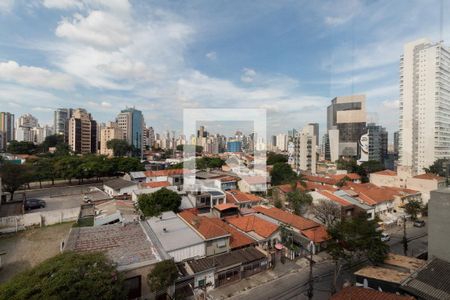 Vista de apartamento à venda com 3 quartos, 120m² em Pinheiros, São Paulo