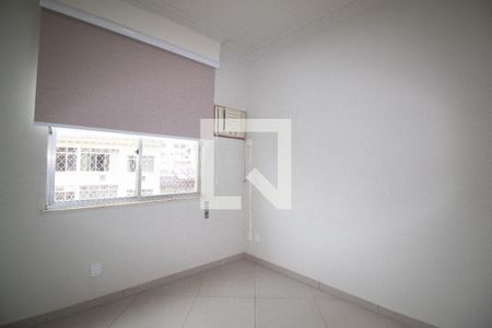 Quarto 1 de apartamento para alugar com 2 quartos, 72m² em Copacabana, Rio de Janeiro