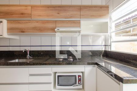 Cozinha de casa para alugar com 3 quartos, 137m² em Campeche Central, Florianópolis