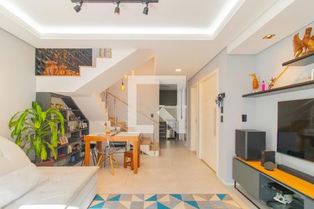 Sala de casa de condomínio à venda com 3 quartos, 150m² em Nonoai, Porto Alegre