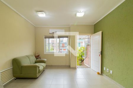 Sala de casa à venda com 2 quartos, 90m² em Guarujá, Porto Alegre