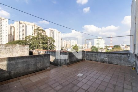 Casa à venda com 400m², 3 quartos e 3 vagas Casa à venda com 400m², 3 quartos e 3 vagasTerraço