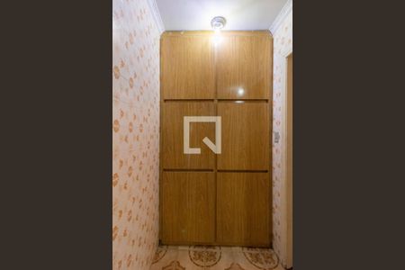 Casa à venda com 400m², 3 quartos e 3 vagas Casa à venda com 400m², 3 quartos e 3 vagasEntrada