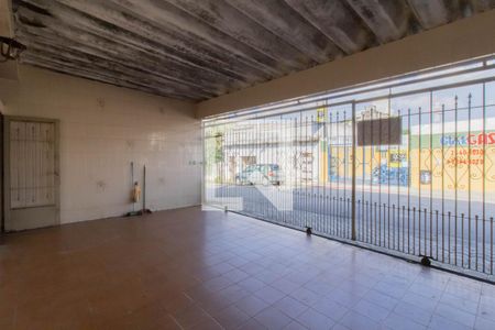 Casa à venda com 400m², 3 quartos e 3 vagas Casa à venda com 400m², 3 quartos e 3 vagasGaragem