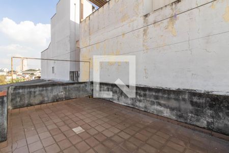 Casa à venda com 400m², 3 quartos e 3 vagas Casa à venda com 400m², 3 quartos e 3 vagasTerraço