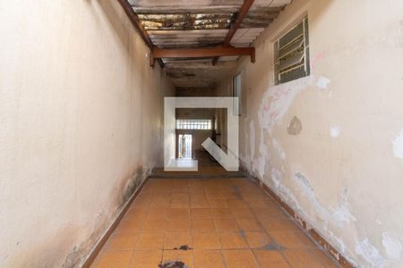 Casa à venda com 400m², 3 quartos e 3 vagas Casa à venda com 400m², 3 quartos e 3 vagasCorredor Lateral