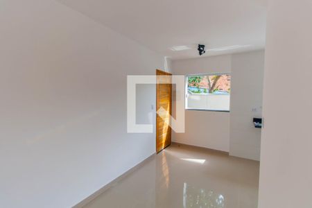 Sala/Cozinha de casa de condomínio à venda com 2 quartos, 44m² em Vila Prudente, São Paulo