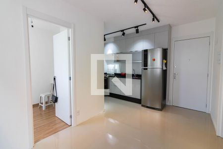 Sala  de apartamento para alugar com 2 quartos, 34m² em Santo Amaro, São Paulo