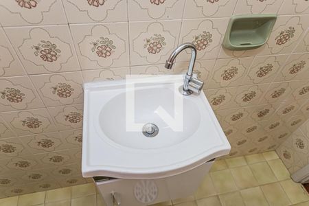 Lavabo de casa para alugar com 3 quartos, 157m² em Vila Nina, São Paulo