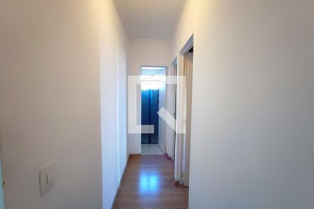Corredor  de apartamento à venda com 2 quartos, 57m² em Jardim Santa Amalia, Campinas