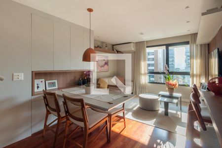 Sala de apartamento para alugar com 2 quartos, 80m² em Vila Madalena, São Paulo