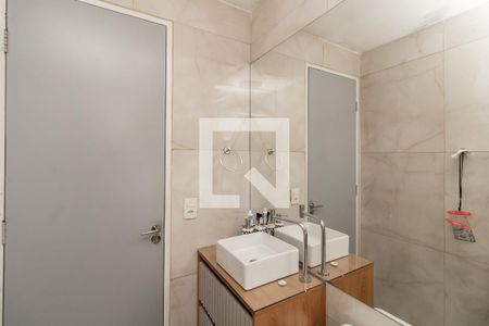 Banheiro de apartamento à venda com 2 quartos, 42m² em Vila Talarico, São Paulo