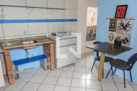 Sala + Cozinha de casa para alugar com 1 quarto, 30m² em Ingleses do Rio Vermelho, Florianópolis