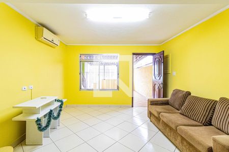 Sala de casa para alugar com 3 quartos, 250m² em Vila Butantã, São Paulo