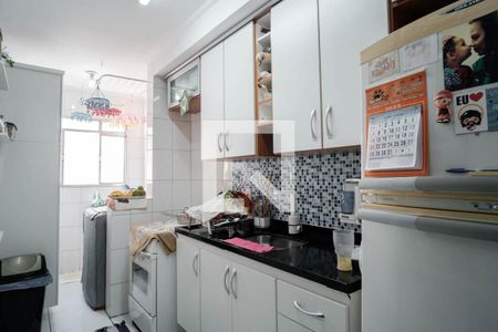 Cozinha de apartamento à venda com 2 quartos, 56m² em Burgo Paulista, São Paulo