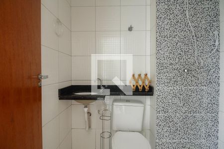 Banheiro  de apartamento para alugar com 1 quarto, 36m² em Vila Centenário, São Paulo