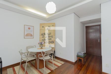 Sala de apartamento à venda com 3 quartos, 100m² em Ipiranga, Belo Horizonte