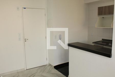 Sala  de apartamento para alugar com 2 quartos, 47m² em Jardim Ísis, Cotia