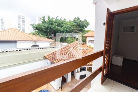 Varanda de casa à venda com 4 quartos, 332m² em Jardim Campo Grande, São Paulo