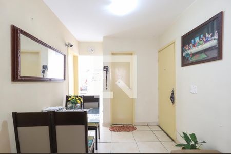 Sala de apartamento para alugar com 2 quartos, 43m² em Vila Amália (zona Norte), São Paulo
