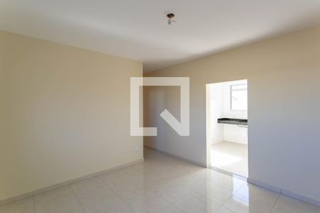 Sala de apartamento à venda com 3 quartos, 135m² em Heliópolis, Belo Horizonte