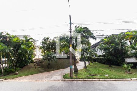 Casa de condomínio à venda com 750m², 5 quartos e 8 vagas Casa de condomínio à venda com 750m², 5 quartos e 8 vagasVista da Rua