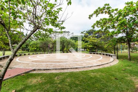 Casa de condomínio à venda com 750m², 5 quartos e 8 vagas Casa de condomínio à venda com 750m², 5 quartos e 8 vagasÁrea comum