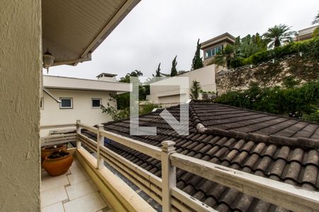 Casa de condomínio à venda com 750m², 5 quartos e 8 vagas Casa de condomínio à venda com 750m², 5 quartos e 8 vagasVaranda