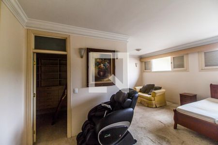 Casa de condomínio à venda com 750m², 5 quartos e 8 vagas Casa de condomínio à venda com 750m², 5 quartos e 8 vagasSuíte master 1