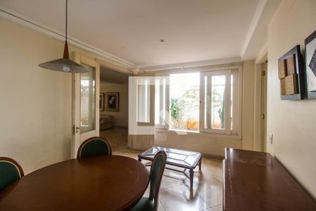 Casa de condomínio à venda com 750m², 5 quartos e 8 vagas Casa de condomínio à venda com 750m², 5 quartos e 8 vagasSala 2