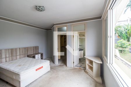 Casa de condomínio à venda com 750m², 5 quartos e 8 vagas Casa de condomínio à venda com 750m², 5 quartos e 8 vagasSuíte 4